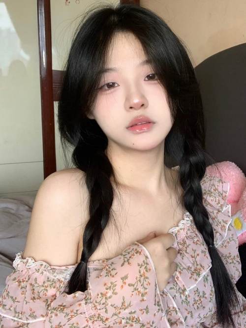 精品熟妇av的相关介绍