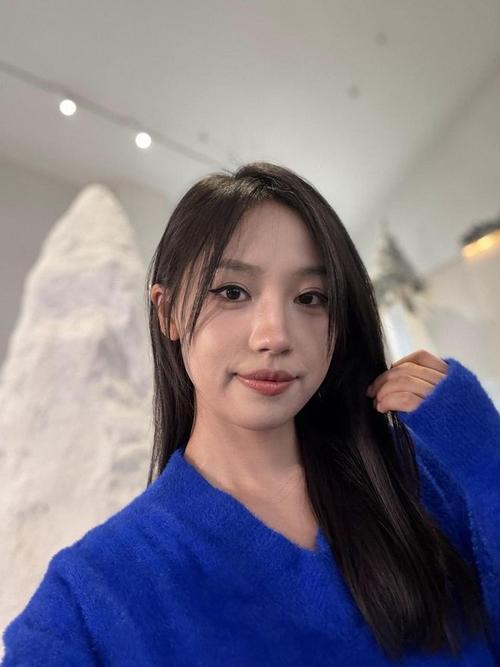 淫片美女av的相关介绍