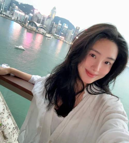 操嫌弃我老师操我女老师的相关介绍