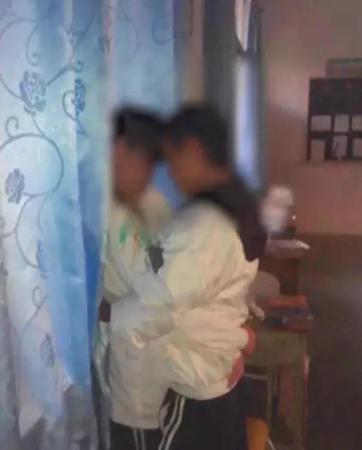 女性阴道出现黄色分泌物是什么情况的相关介绍