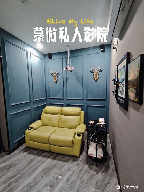 女性按摩偷拍在线播放的相关介绍