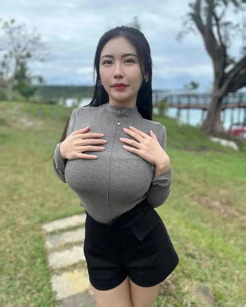米奇激情久久的相关介绍