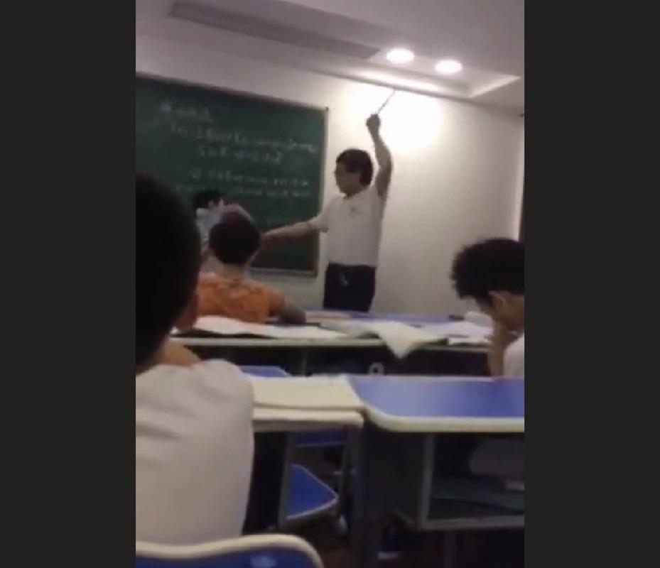 和学妹啪啪啪的相关介绍