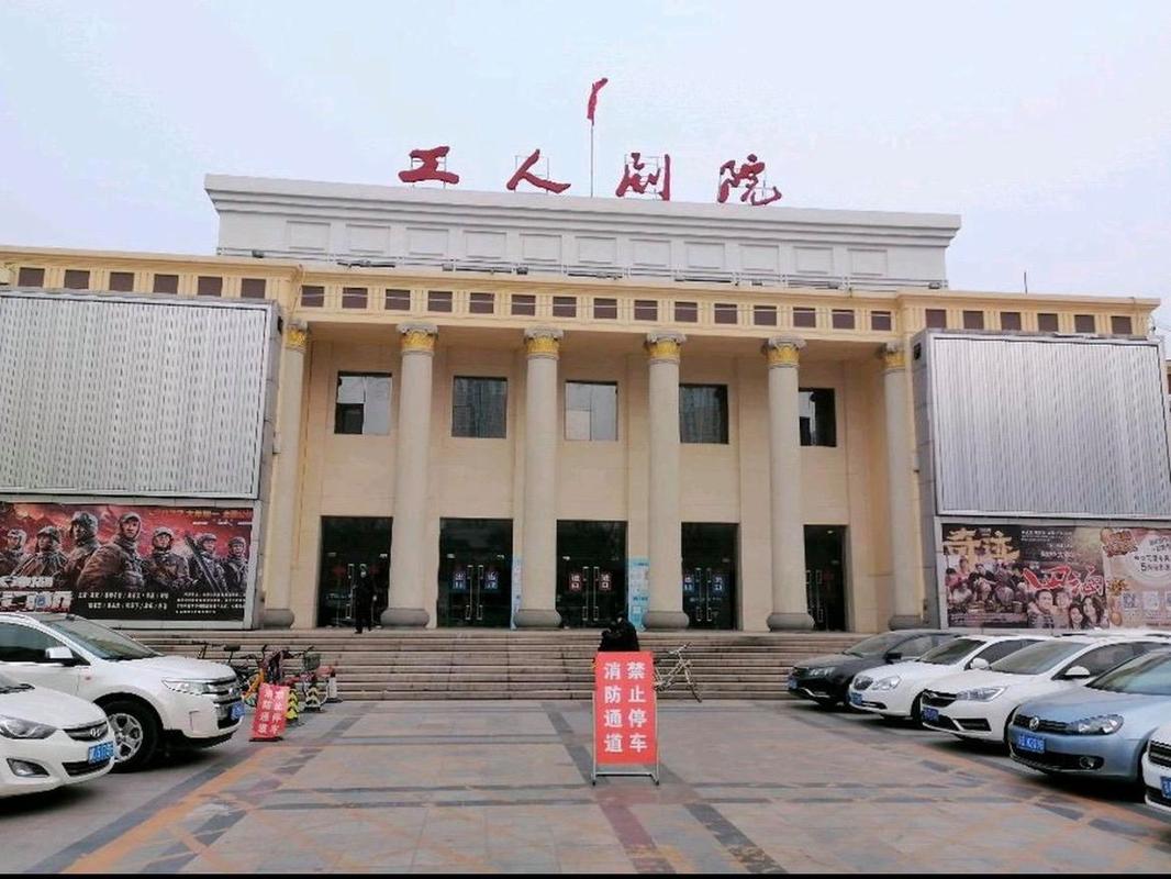 一边摸一边爽的相关介绍