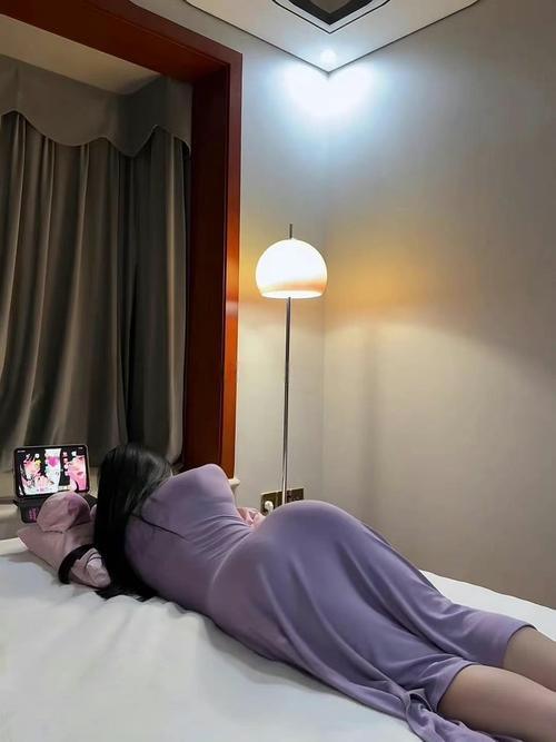 伊娃格林大尺度图片的相关介绍